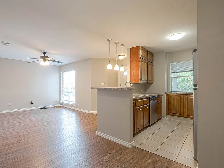 2404 Sycamore Ave #C-1 — Photo 26