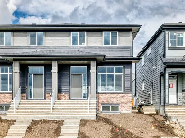 1368 S Mahogany Blvd SE, Calgary, AB T3M 3X8