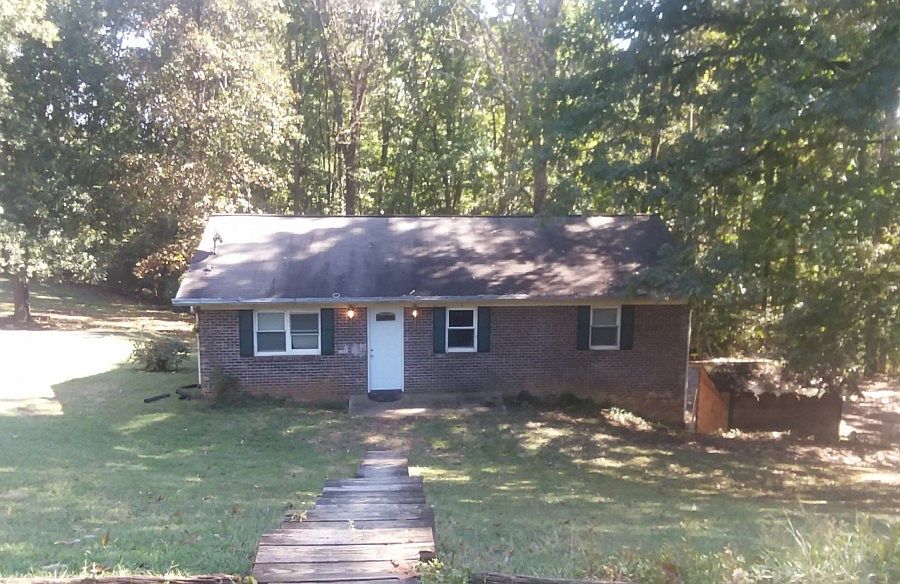 1st image of 3371 Forest Heights Cir