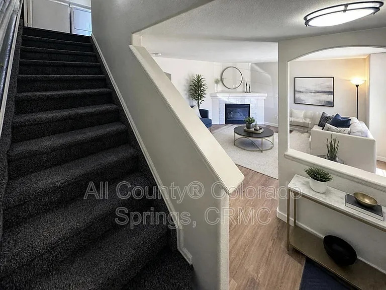 235 Ellers Grv — Photo 14
