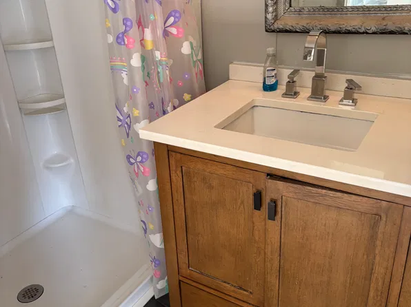 265 Dickinson Rd, Trenton, KY 42286