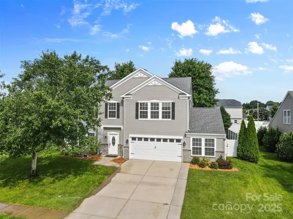 141 Mallory Tai Dr, Lincolnton, NC 28092