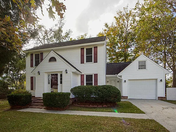 252 Columbia Dr, Ladson, SC 29456