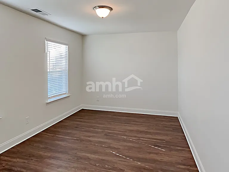 305 Vaughan Pl — Photo 19