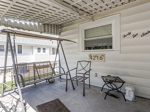 2nd image of 4216 Caroline Ave