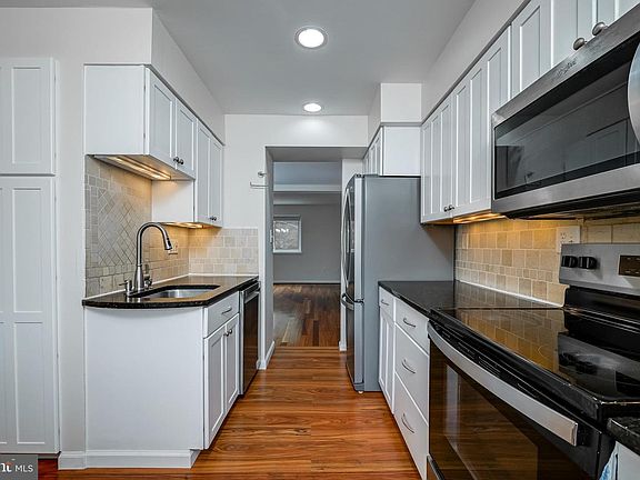 4th image of 7135 Talisman Ln