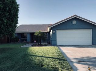 945 H De La Vega Dr, Calexico, CA 92231
