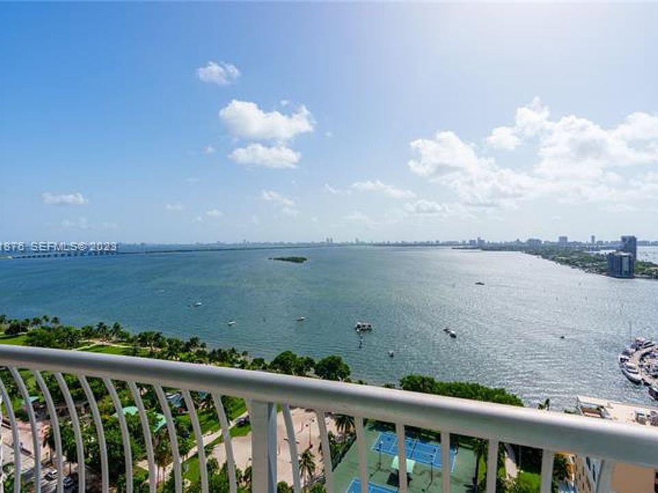 1st image of 1750 N Bayshore Dr APT 2401