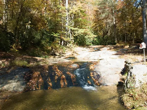 1901 Tumbling Shoals Rd, Millers Creek, NC 28651