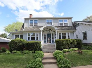 1784 Custer St, Dubuque, IA 52001