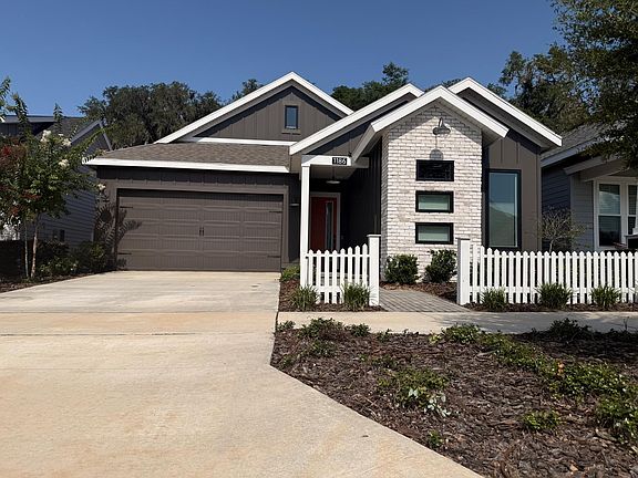 2nd image of 1186 NW 132nd Blvd