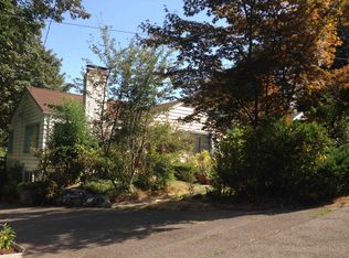 2752 NE 97th St, Seattle, WA 98115