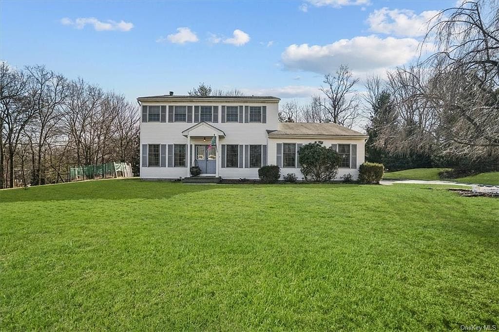 12 Mountainview Avenue, Airmont, NY 10901 Zillow