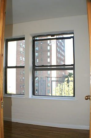 1st image of 422 E 14th St APT 5B