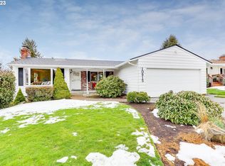 10915 SE Clay St, Portland, OR 97216