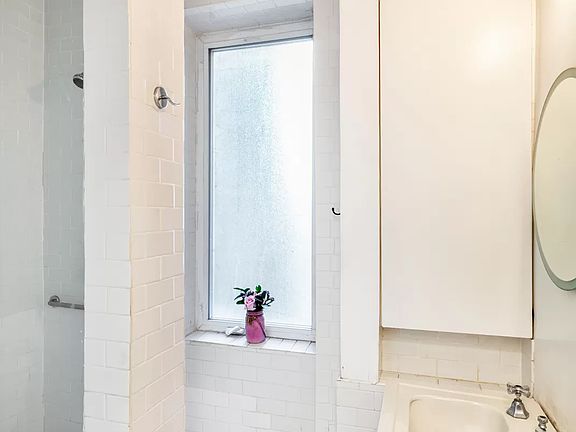 5th image of 615 W 113th St APT 1