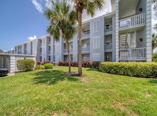 408 Cerromar Cir S UNIT 135, Venice, FL 34293