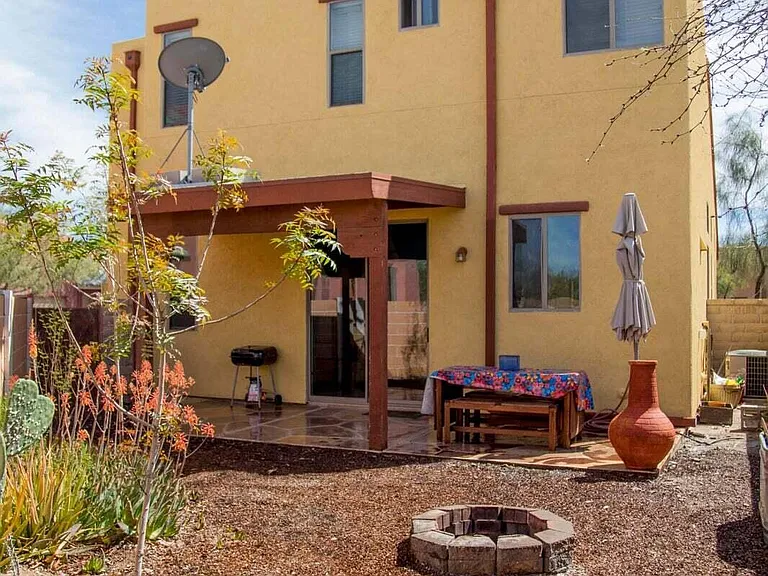 868 W Calle Carasol #2 — Photo 15