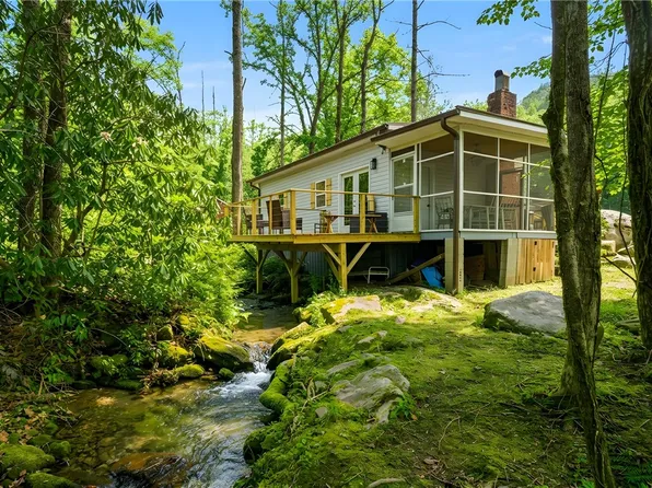 401 Rocky Bottom Rd, Sunset, SC 29685
