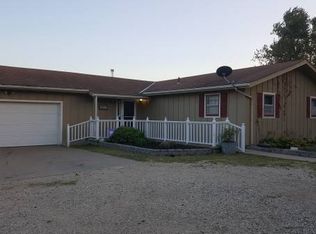 3650 Appleyard Rd, Wamego, KS 66547