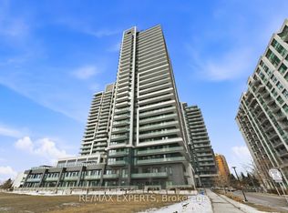 105 Oneida Cres #307, Richmond Hill, ON L4B 0H6