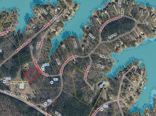 107 Regimental Ct, Ninety Six, SC 29666