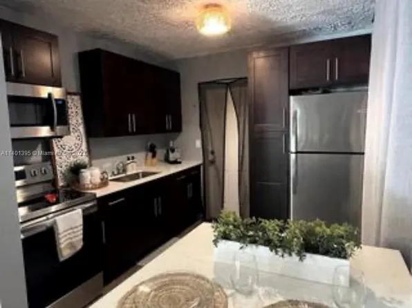 1101 NE 14th Ave, Fort Lauderdale, FL 33304