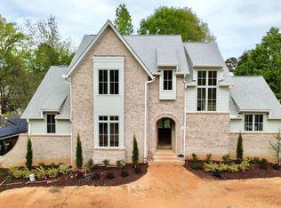 3442 Redbud Ln, Raleigh, NC 27607