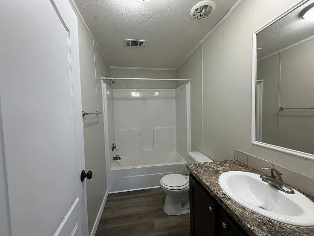 1853 Marquette Ave #206 — Photo 5