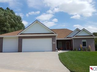 1021 Skyline Dr, Logan, IA 51546