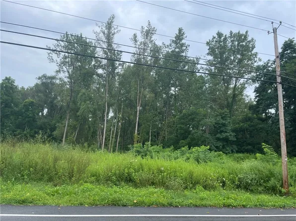 709 Ogden Parma Town Line Rd, Spencerport, NY 14559