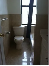 Rented by Robyn Lee, LREB