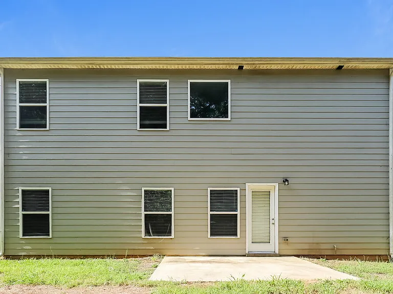 12222 Shelby Ct — Photo 17