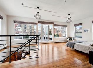 272 Water St #5R-6R, New York, NY 10038