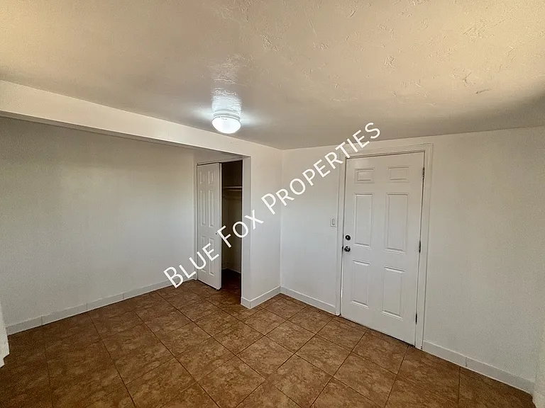 7329 E 28th Pl — Photo 8