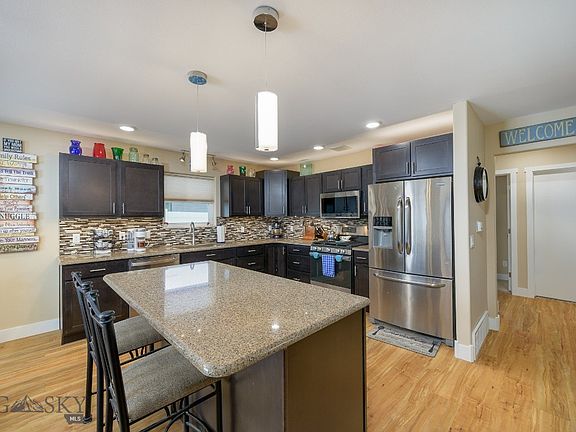 5th image of 1224 Watson Peak Rd