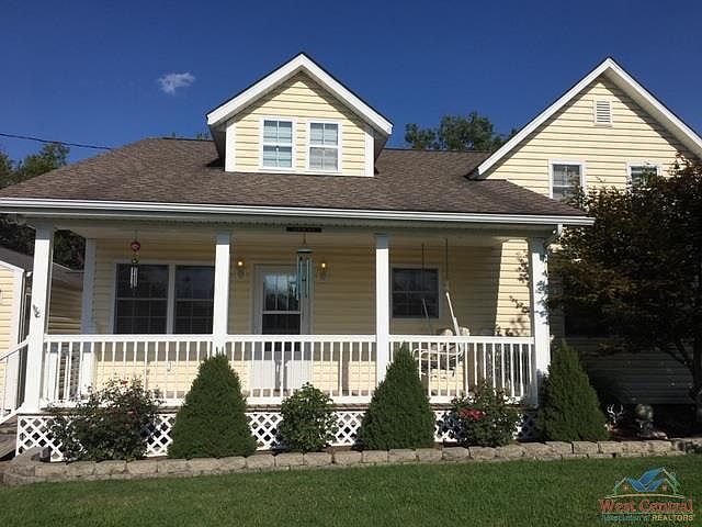 1st image of 308 W 4th St