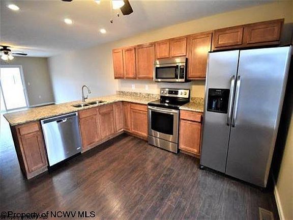 2nd image of 105 Lira Ln