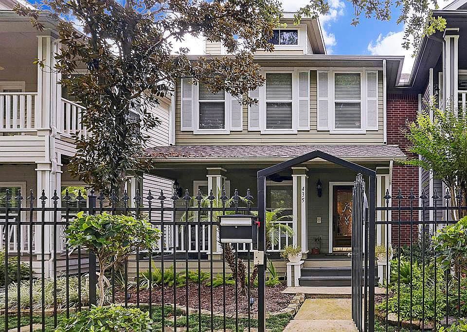 1st image of 435 Westmoreland St