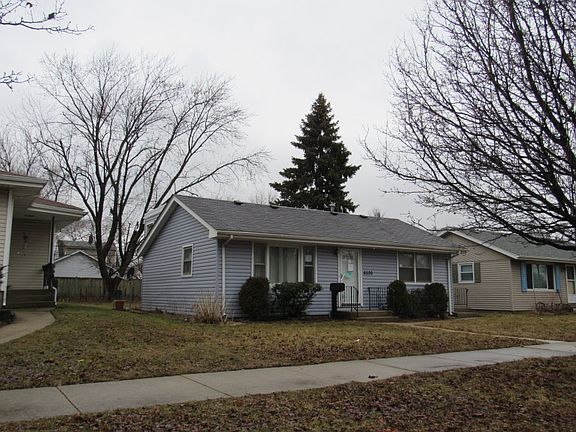 3rd image of 6520 Montana Ave