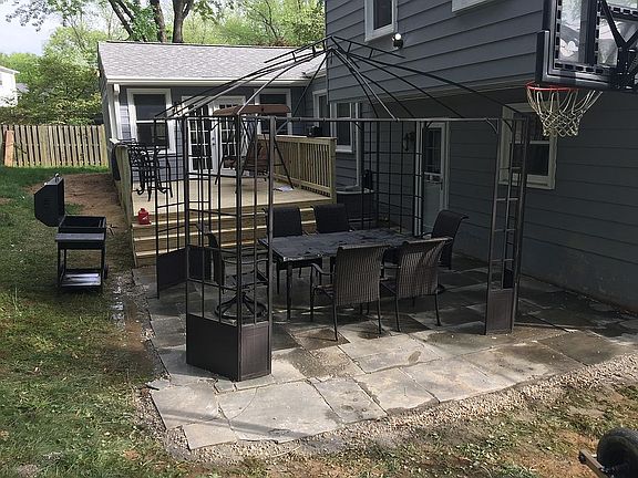2nd image of 14705 Waterway Dr