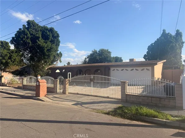 217 W Alru St, Rialto, CA 92376