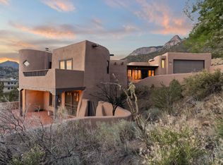 21 Tierra Monte St NE, Albuquerque, NM 87122