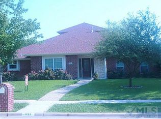 1703 Yorkshire Dr, Richardson, TX 75082