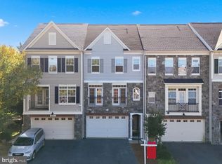 14115 Catbird Dr, Gainesville, VA 20155