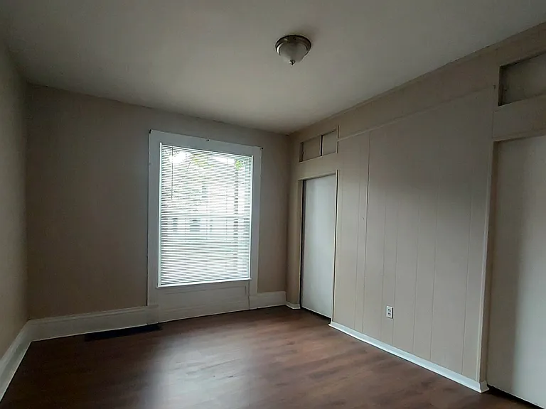 92 Penney Ave — Photo 5