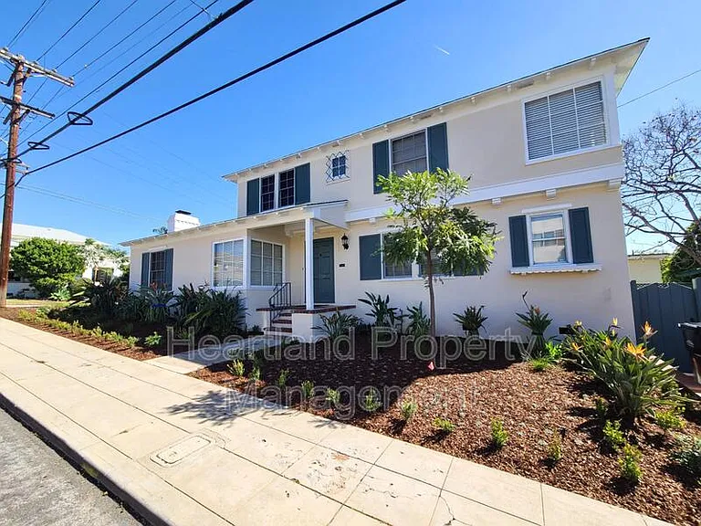 3773 Wellborn St — Photo 1