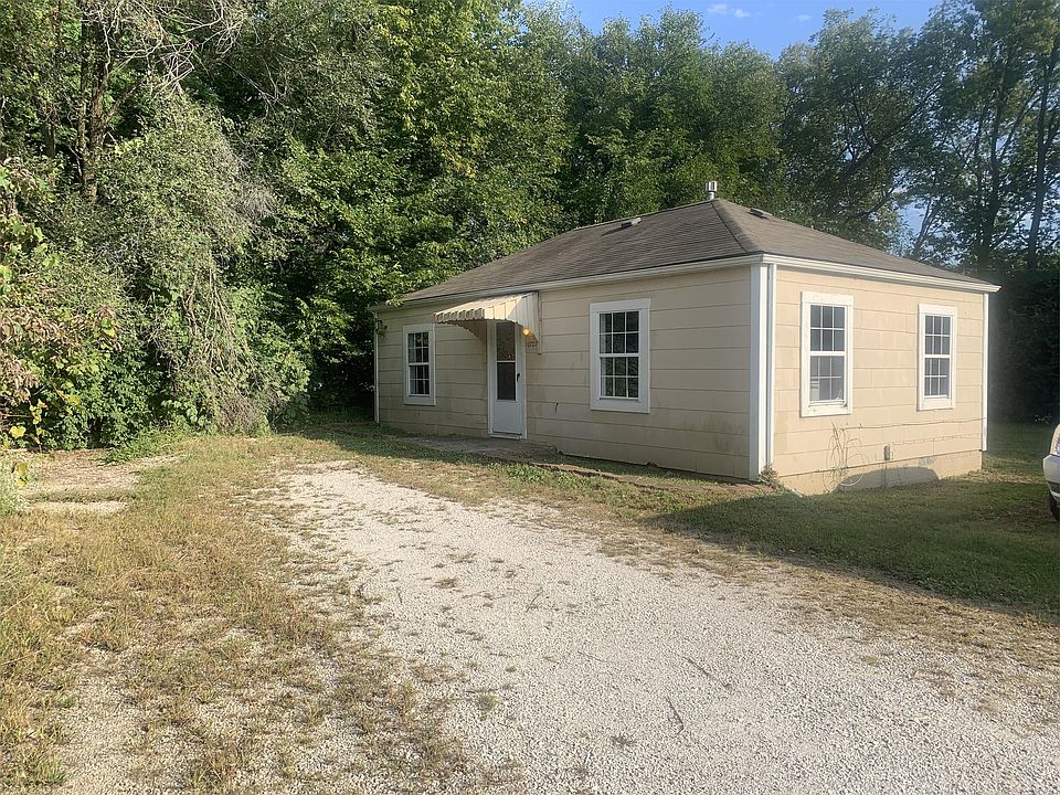 1st image of 10707 Hickman Mills Dr
