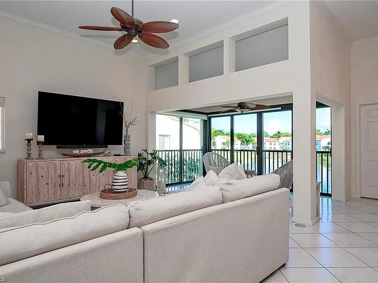 613 Beachwalk Cir #J-204 — Photo 6