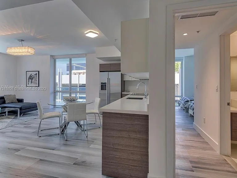 1010 SW 2nd Ave #609 — Photo 8
